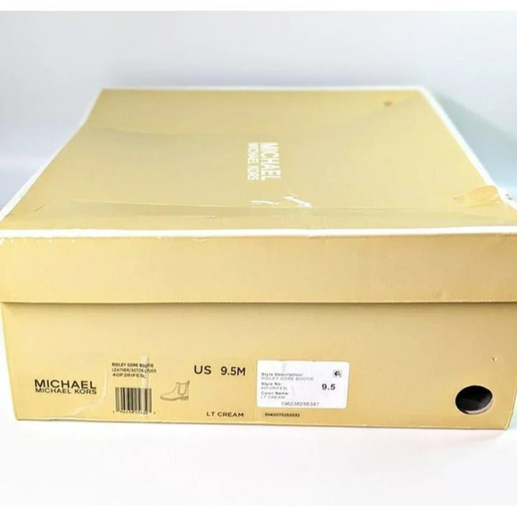 Michael Kors Women's Ridley Gore Pull-On Chelsea Booties Size 9.5 (MSRP $225) - Picture 9 of 9